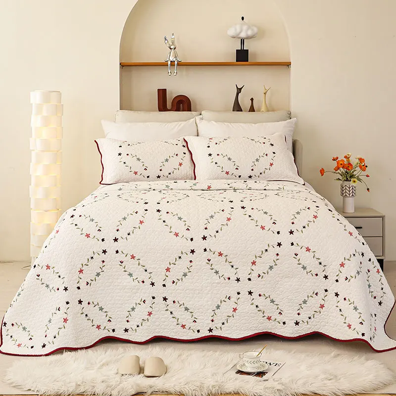 

CHAUSUB Europe Style Cotton Quilt Set 3PCS Bedspread on the Bed Luxury Embroidered Bed Cover Queen Size Quilted Coverlet for Bed