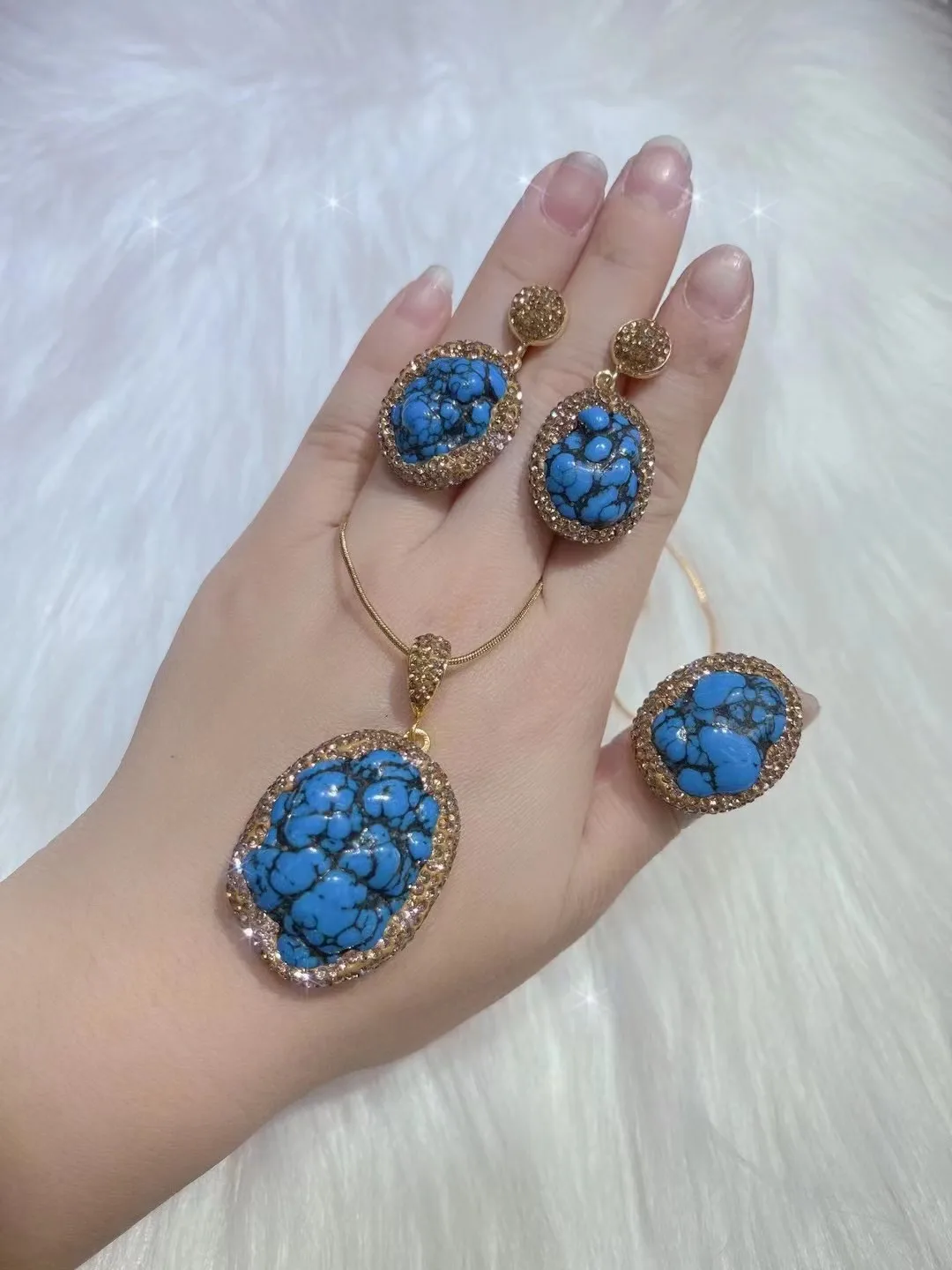 

Tibet Turquoise Necklace Earrings Ring Three-piece Suit Women Simple Elegant Luxurious Ladies Ball Party Exquisite Jewelry.