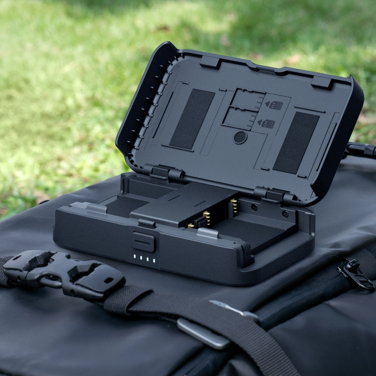 Insta360 ポータブル充電ケース CINSCAVE Insta360 10000 mAh ポータブル充電ケース 2 ベイバッテリー充電