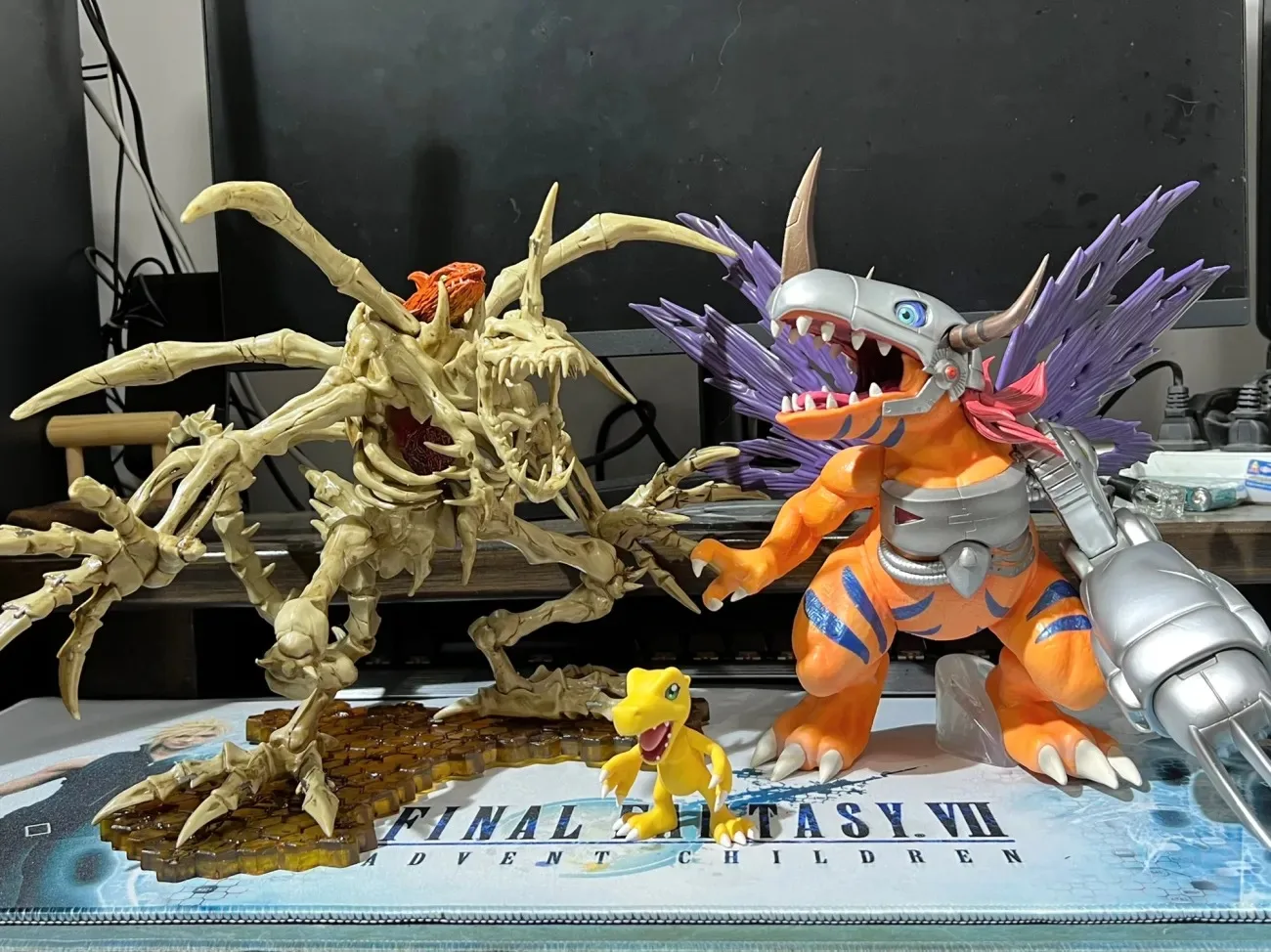 WARGREYMON & LGARURUMON プラモデルキット Bandai Figure-Rise Standard Digimon War Greymon | PlazaJapan