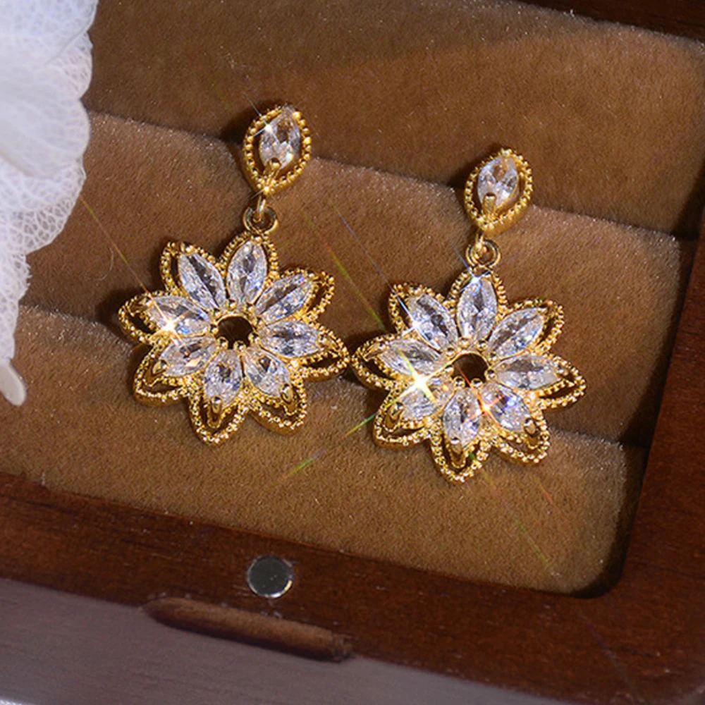 New-Design-Fashion-Flower-Earrings-Ladies-Temperament-Versatile-Retro ...