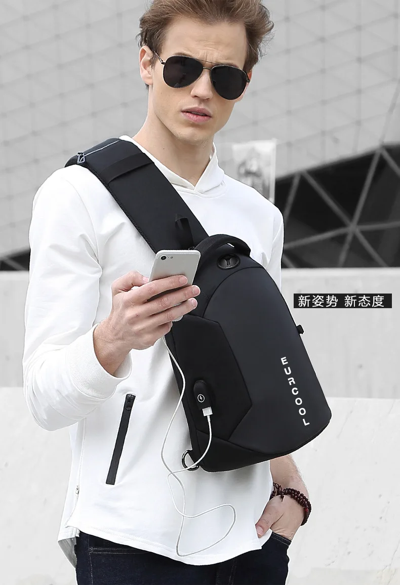 

Multifunction Crossbody Chest Bag Men USB Charging Port Messengers Pack Waterproof Sling Shoulder Bags For Male Bolsas Masculina