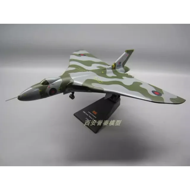 Модель літака Diecast AMER масштабу 2008 1/144 - Görsel 3