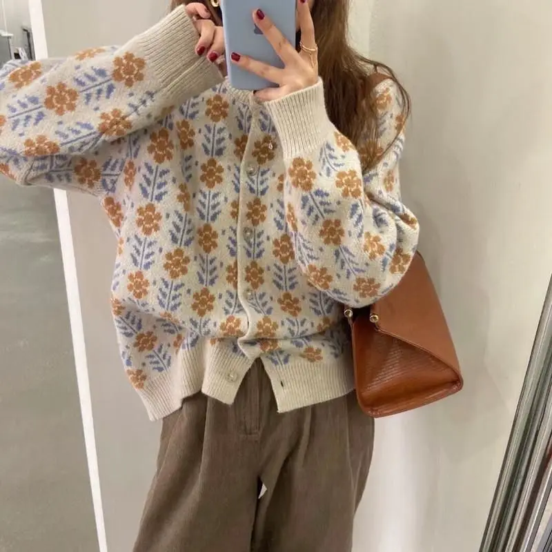 2022 Autumn Winter Women Knitted Cropped Cardigan Sweater Female Plus Size Coat V Neck Single Breasted Korean Loose Outwear Q147 |