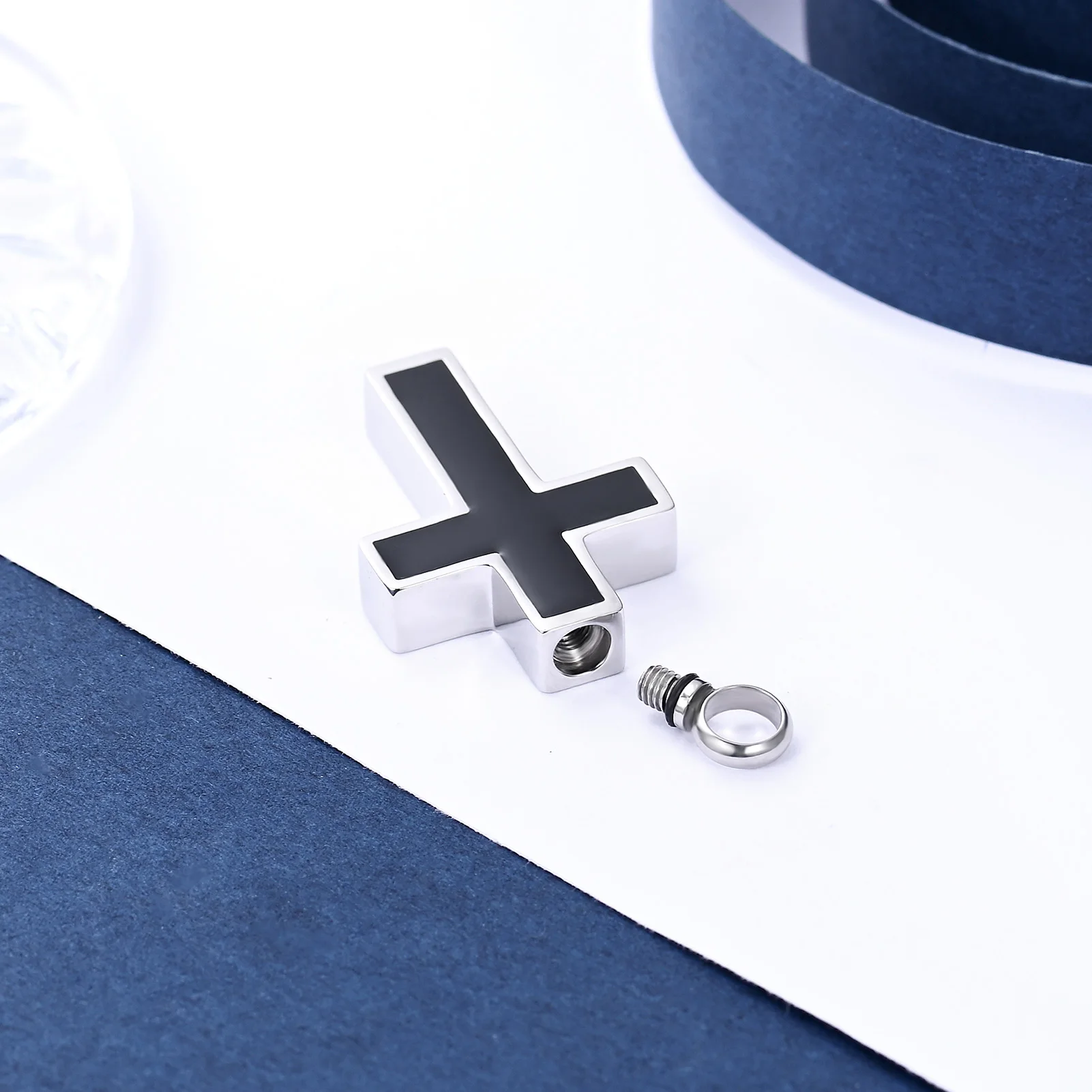 Cross Urn Necklace for Ashes Stainless Steel Cross Locket Pendant Necklace Men/Women Present Memorial Keepsake