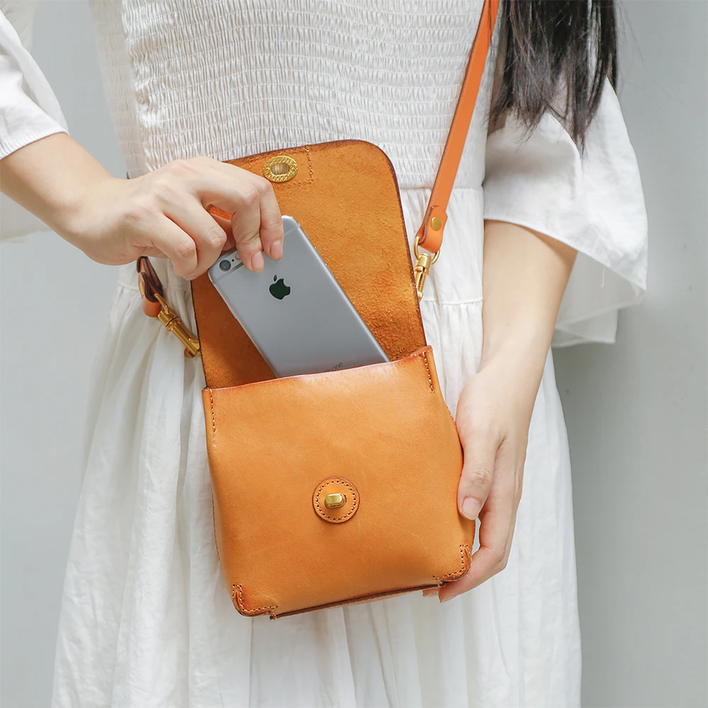 Vegetable Tanned Leather Women's Single Shoulder Bag Retro Square Bag Small Design Crossbody Mobile Phone Bag for Women