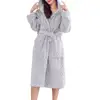 Robe de nuit à lacets absorbant l'eau pour femme, cardigan à capuche, longueur mi-aclf, chemise de nuit pour couple, peignoir pour lieu d'optique, sourire, hiver