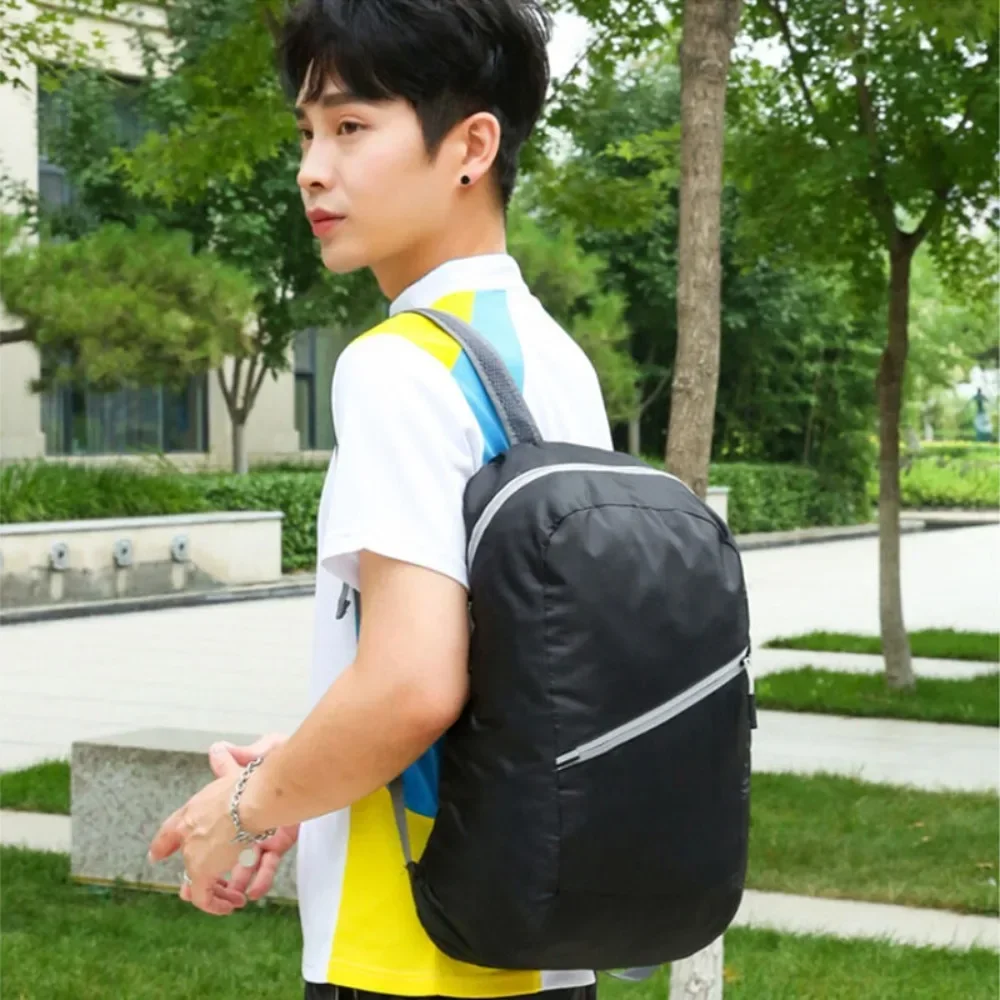 New Fashion Backpack for Men and Women Lightweight Outdoor Folding Bag Waterproof Travel Bag Lightweight Sports Backpack