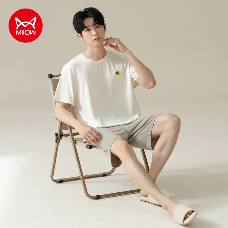 MiiOW 남성 잠옷 세트 여름 반바지 슬리브 남성 잠옷 플러스 사이즈 L-3XL Homewear Mens 통기성 2Pcs 남성 잠옷 Loungewear