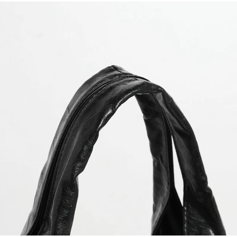 Hobo-Umhängetasche mit hohlen Nieten, Ölwachs-Retro-Metallnagel-Eimer-Handtasche, große Kapazität, Punk-Industriestil, Damen-Achsel-Einkaufstasche – Detail 30