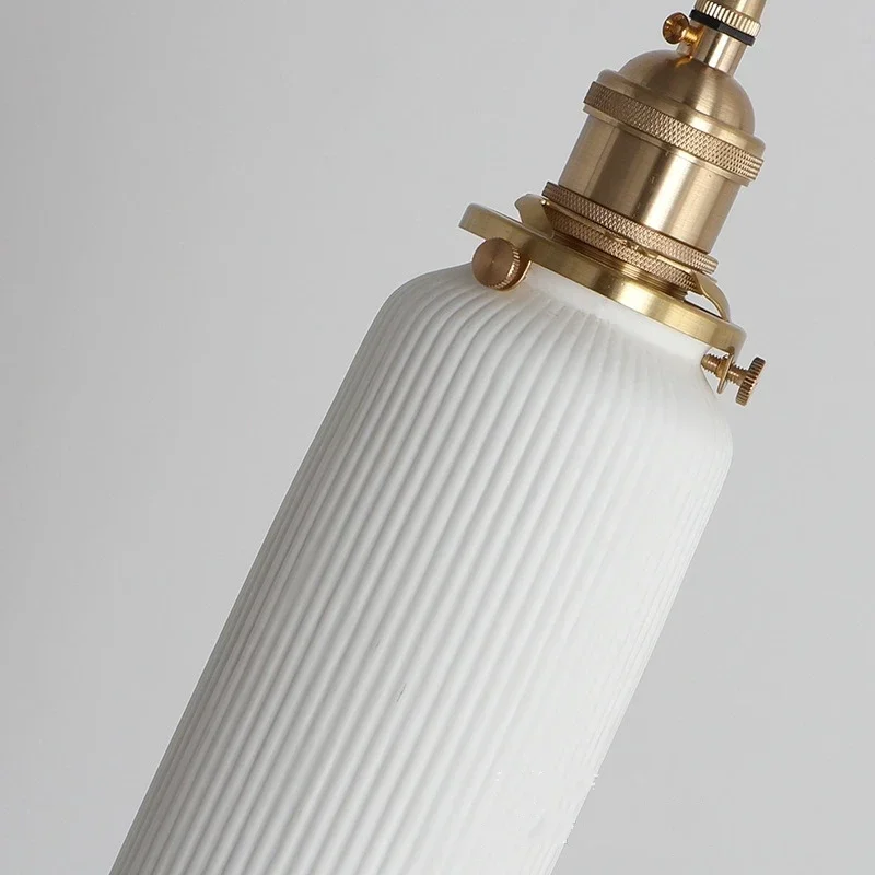 Appliques murales en laiton et céramique blanche de style japonais, lampe murale vintage avec interrupteur à chaîne pour chambre à coucher, chevet
