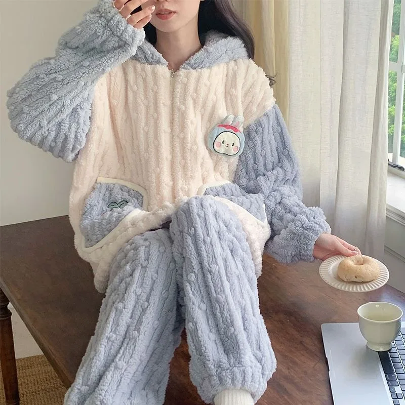 Women Nightclothes Autumn Winter Long Sleeve Coral Velvet Pajamas Female Cute Bear Zipper Homewear Hooded Warm Pajamas Suit 2024