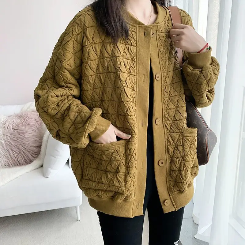 

2023 Autumn and Winter Women's Fashion Lingge Air Clip Cotton Coat Versatile Loose Comfortable Cardigan Long Sleeve Cotton Top