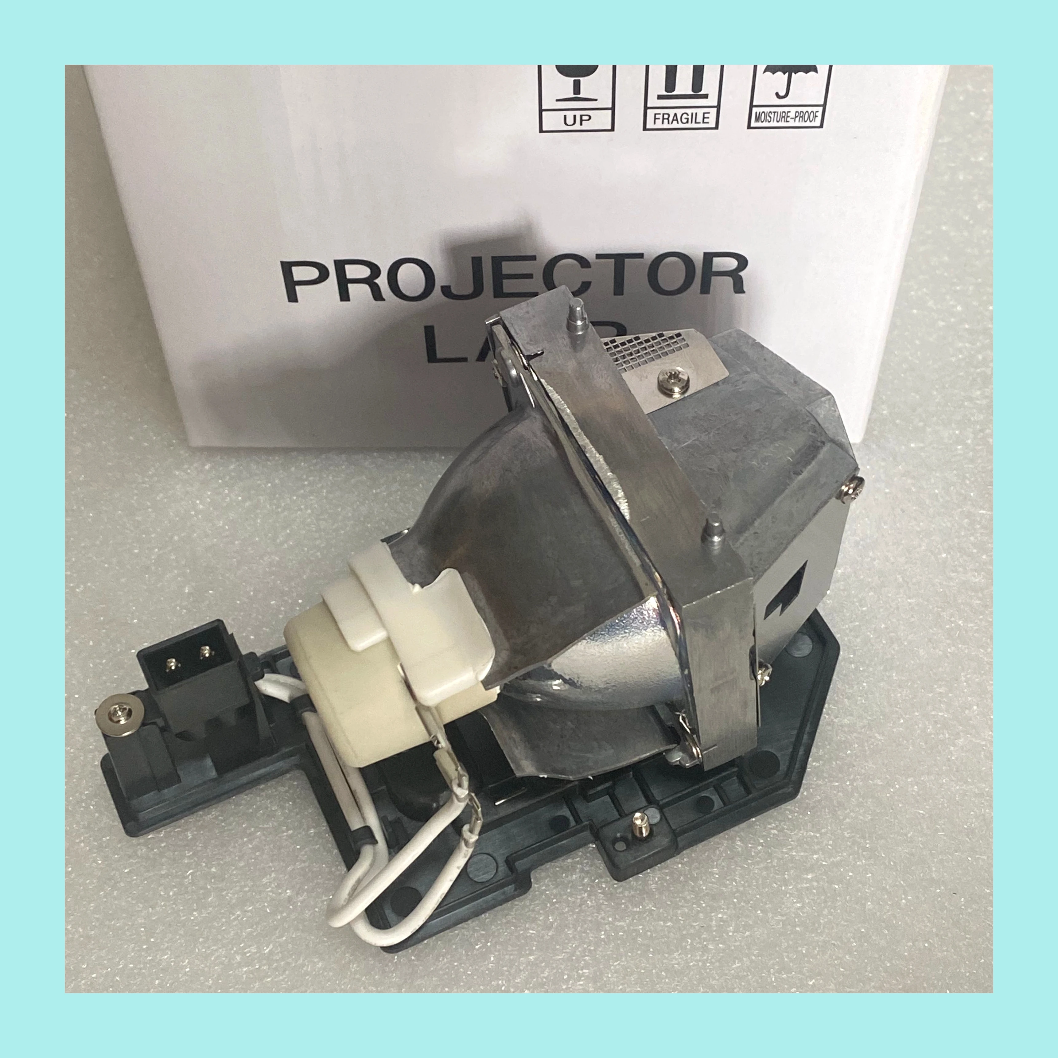 Projector Lamp 1025290 Original quality for Smartboard V30 projector lamp bulb
