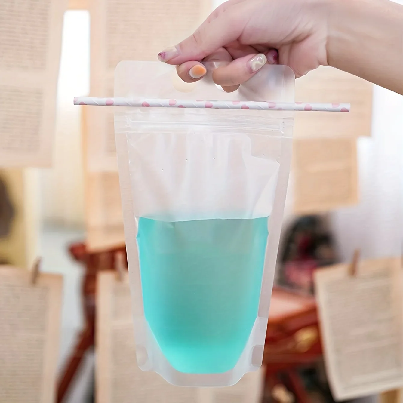 10/20/50/100-Magic Drink Pouches with Straw