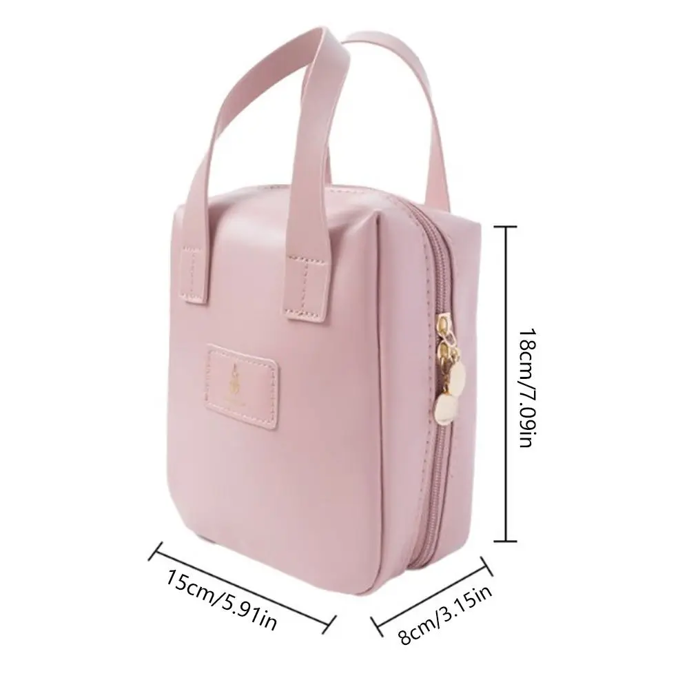 Рисунок 5 - Косметичка из искусственной кожи на молнии