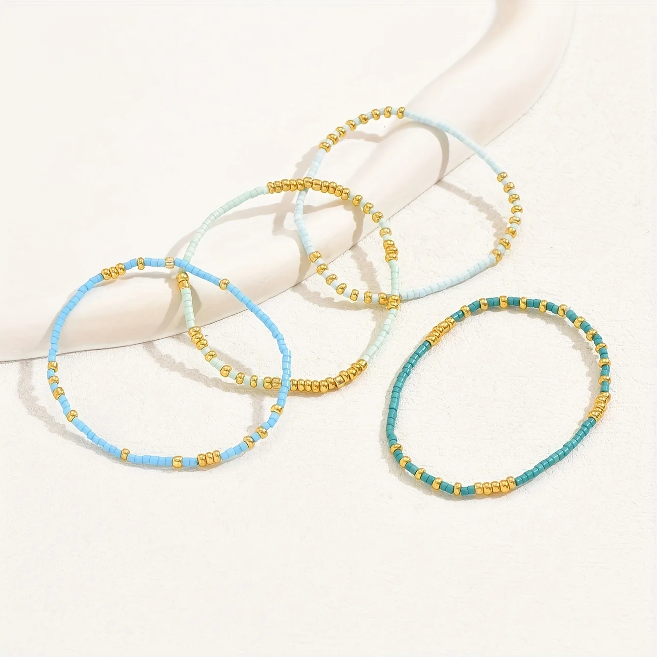 Glass Bracelet Set 4 PCS Fashion Bohemian Style Colorful Seedbeads Bracelet Trendy Beach Vacation Style Jewelry