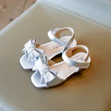 

Princess Shoes 2022 Summer New Britain Wedding Girls Sandals Shine with Bow Open-toe Dress Shoes for Party Shows Sweet Non-slip