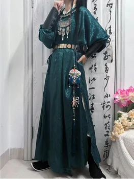 Round-collared Hanfu men's and women's adult hip robes