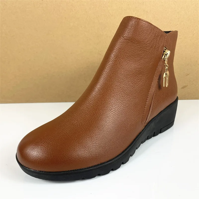 

Женские резиновые ботинки с круглым носком, на низком каблуке, из натуральной кожи