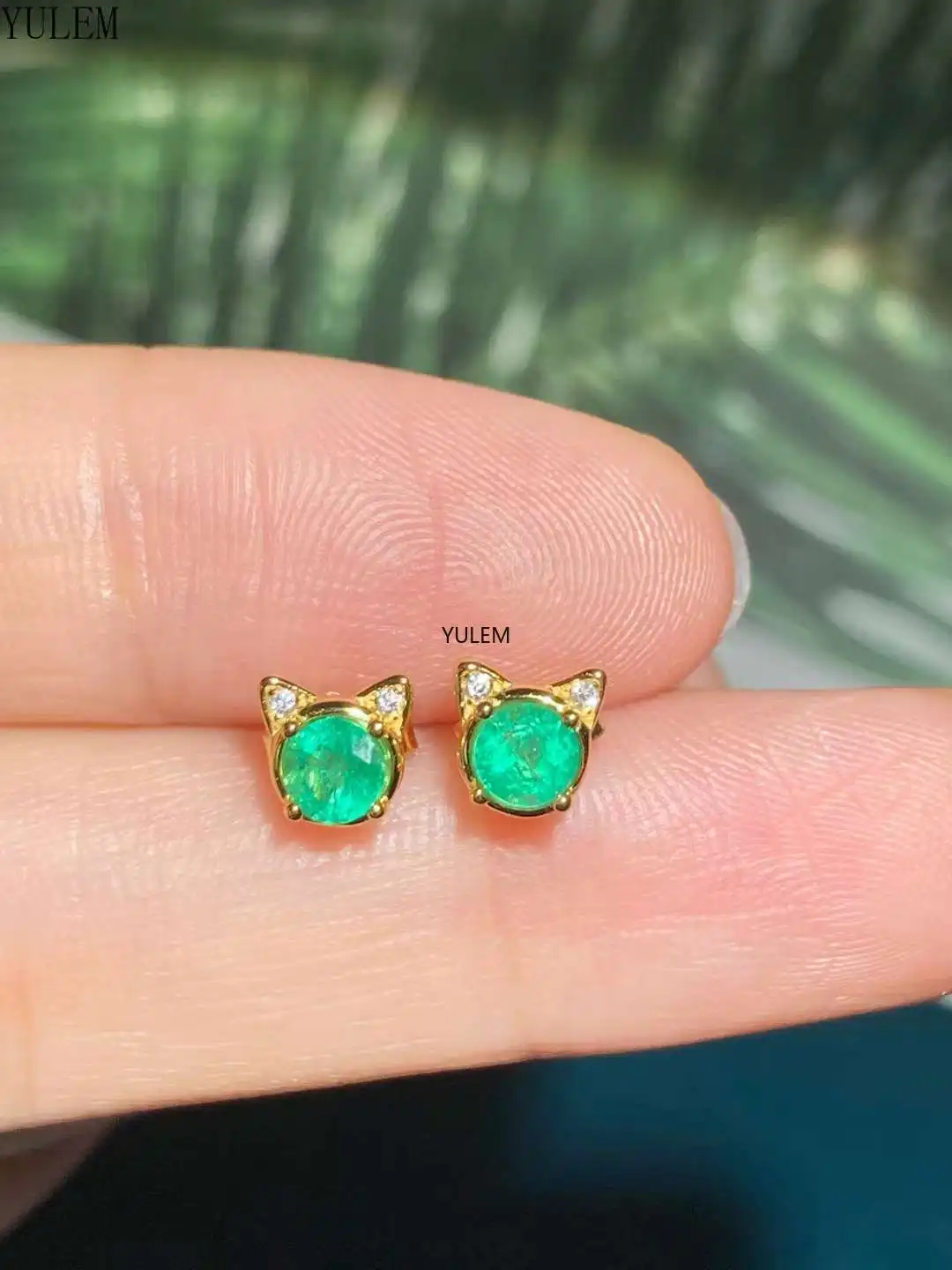 22K Gold Earrings For Women With Cz & Emeralds - 235-GER13398 in 6.800 Grams