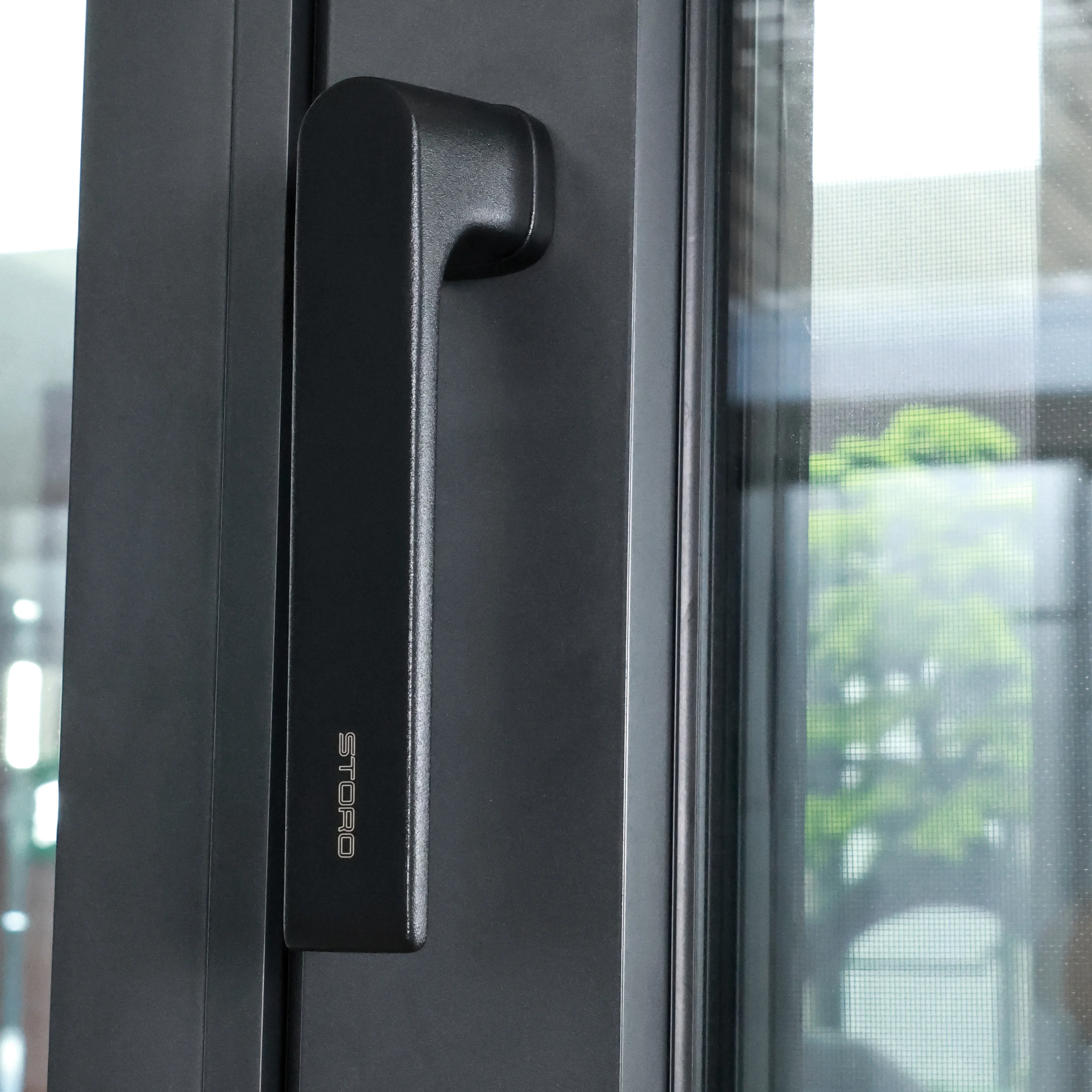 ISUMER Windows Aluminum Alloy 3.0 Frame Clear Glass Window Factory Modern Design Thermal Break Aluminum Profile Casement Windows