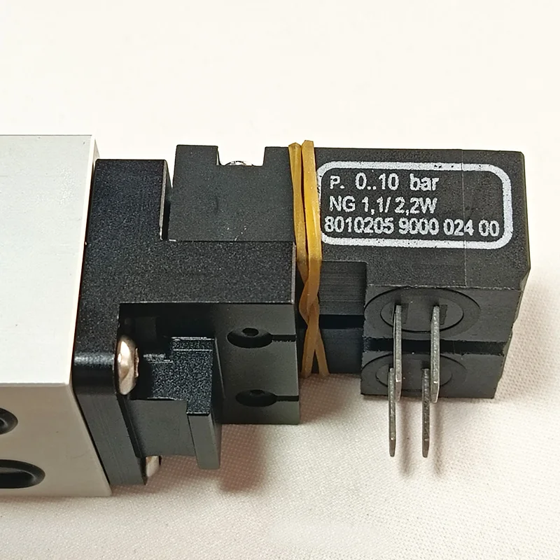 Новый 2625455 093К 801640 Электромагнитный клапан для Roland 700 ...