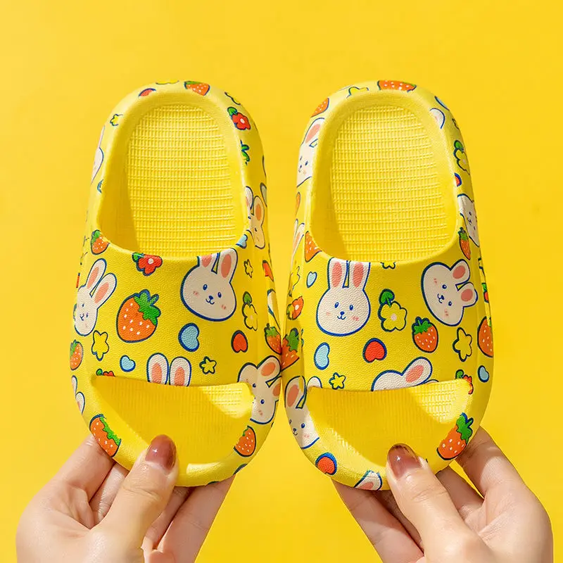 Unisex Summer Newest Kids Slippers Boys Girls Slippers Non-slip Children Beach Shoes Baby Home Sandals Kids Flip Flops