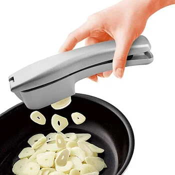 2 In 1 Multifunctional Garlic Press Garlic Slicer Zinc Alloy Manual Kitchen Gadget and Accessories Gadgets for Home 1