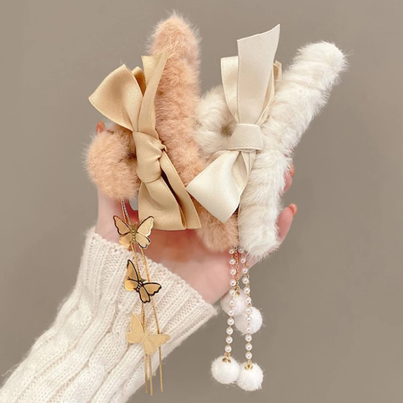 Plush Claw Bow Tassel Hairpin Best Claw Clips For Thick Hair  display picture 1