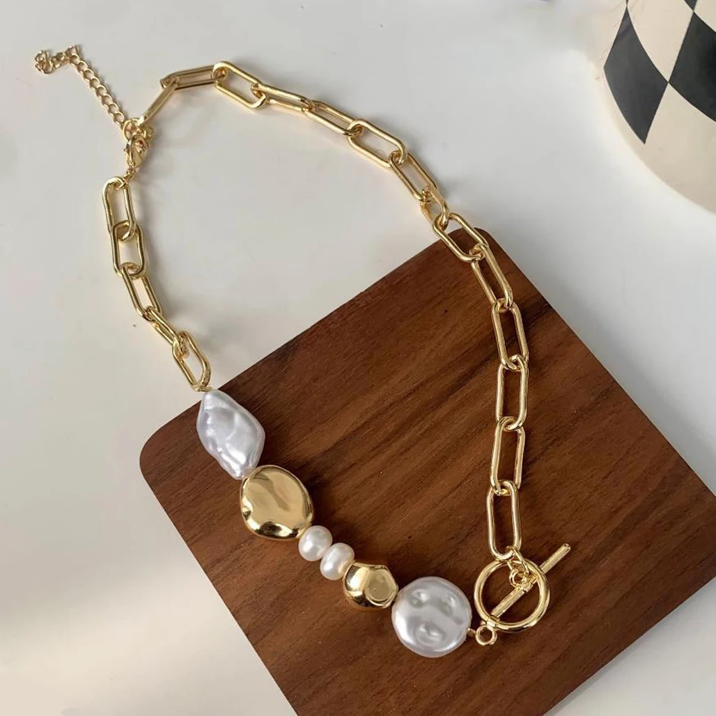 Korean Irregular Baroque Imitation Pearl Necklace for Women Geometric Metal Beads OT Buckle Clavicle Chain Jewelry Party Gifts