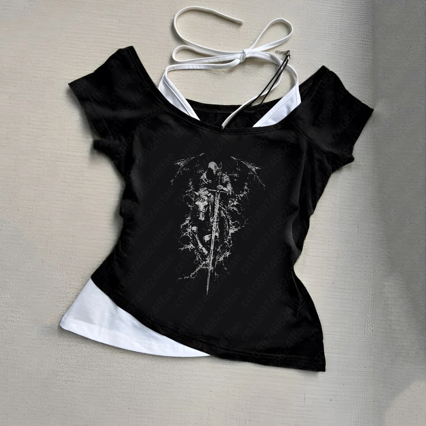 Frauen Harajuku 2025, Sommer Casual T-Shirt Y2K Retro Streetwear Neckholder Print Top Gefälschte Zwei-Stück Set Modische Street style