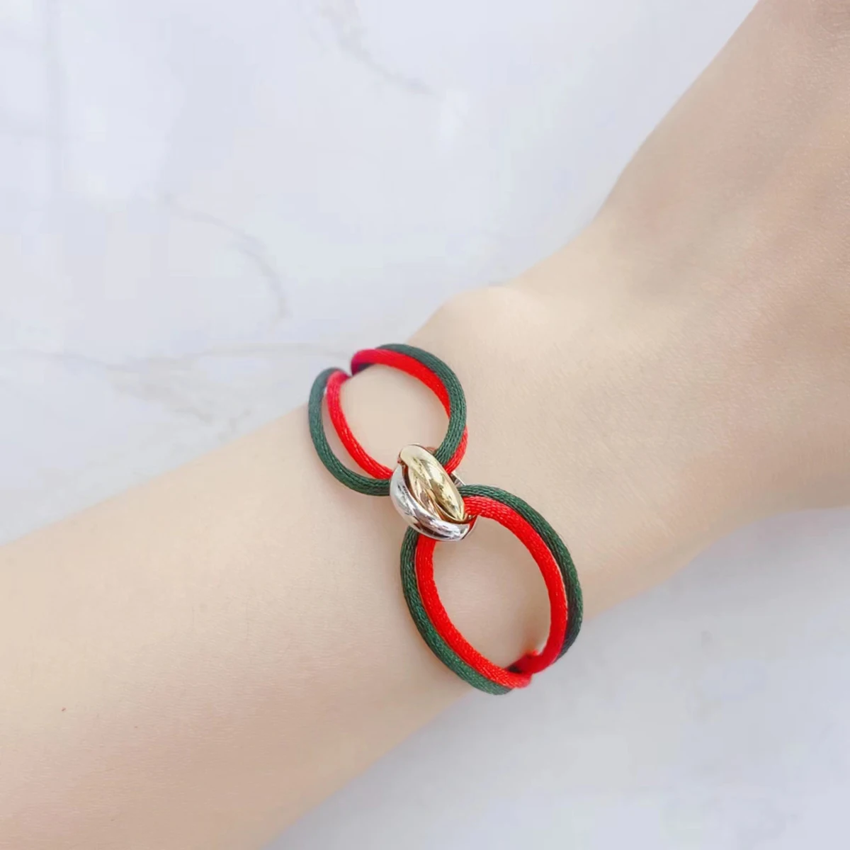 dark green red