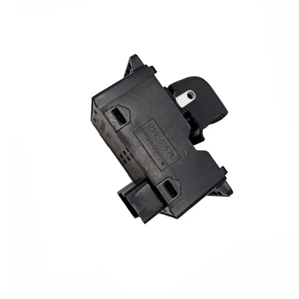 Рисунок 5 - Автомобильный переключатель стеклоподъемника