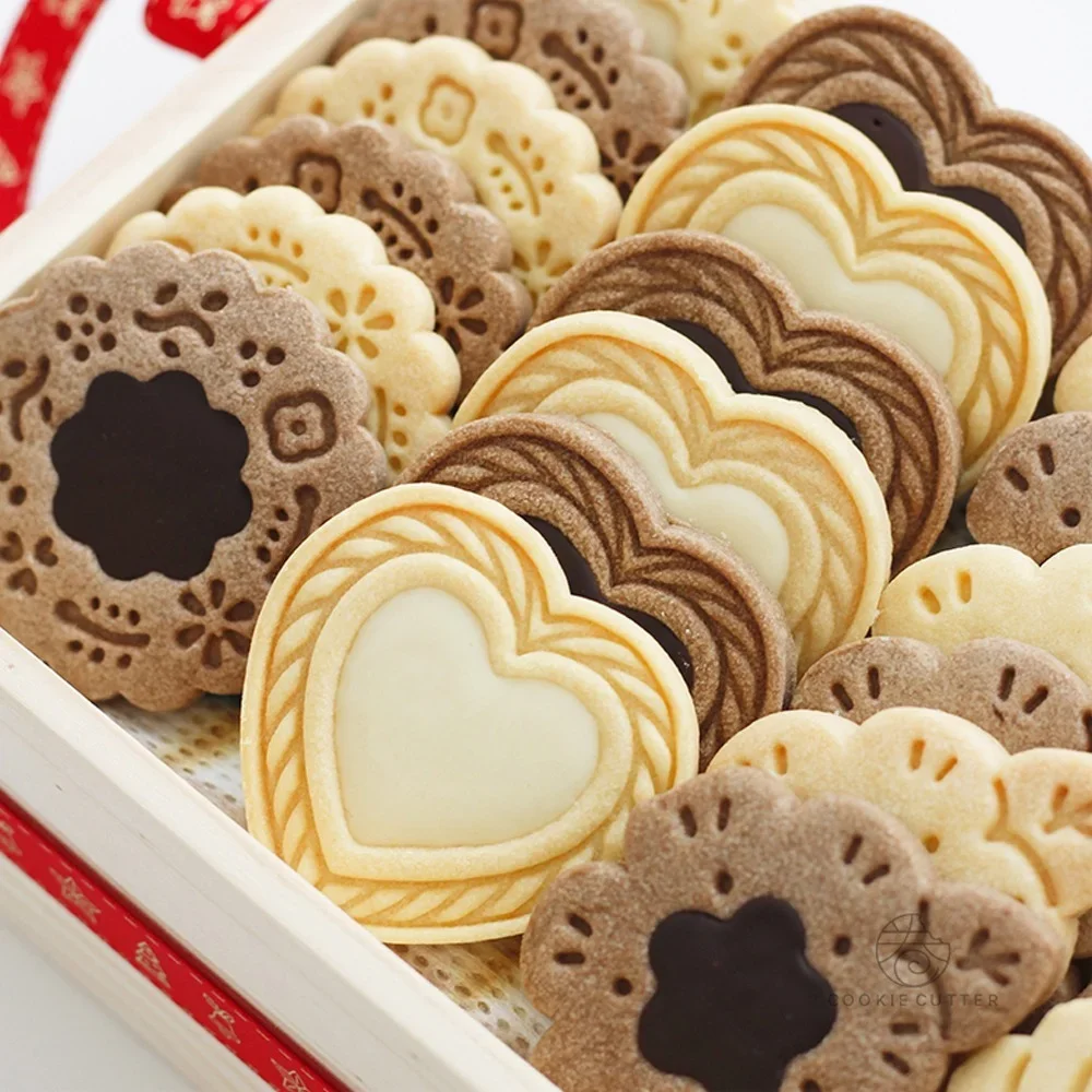 Valentine's Day Sandwich Biscuit Mould 3D Cookie Embossing Mould Flower Love Heart Fruit Animal Shaped Baking Cake Mold Set