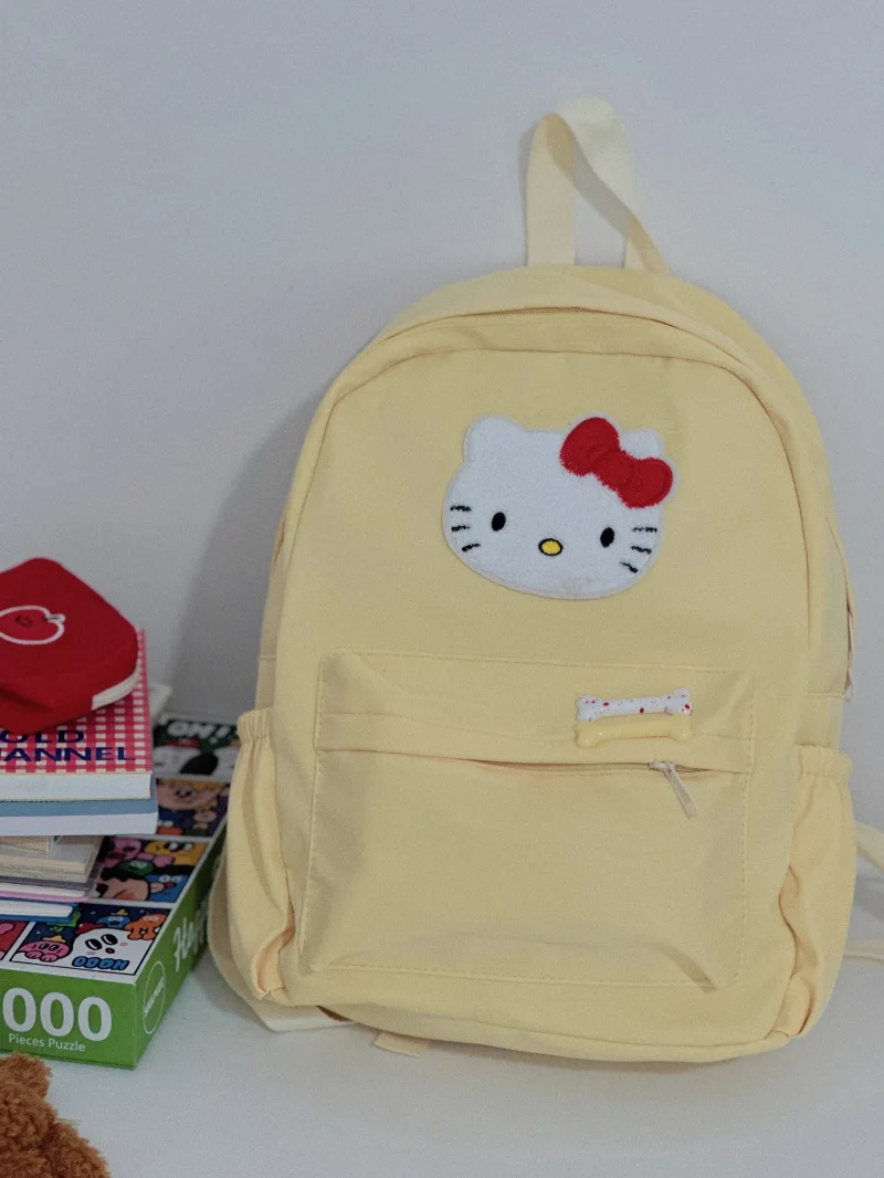 Рисунок 6 - Рюкзак Hello Kitty для студентов Sanrio
