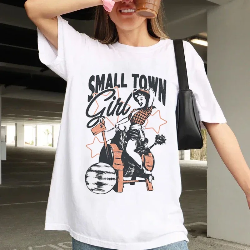 

Retro Cowgirl Design90s Cute Small Town Girl T-Shirt Clothing Women's Fashion Casual Women's Pattern Short Sleeved Printed T-Shi