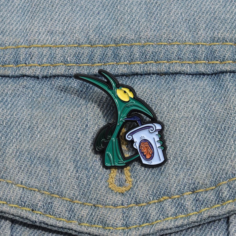 Cartoon Anime Herkules Panik trinken Brosche Emaille Pin kreative lustige Tier Abzeichen Revers Rucksack Zubehör Schmuck Geschenke – Detail 7
