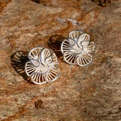 Elegant Silver Layered Floral Stud Earrings - Women's Fashion Jewelry & Vintage Accessories (ET3235)