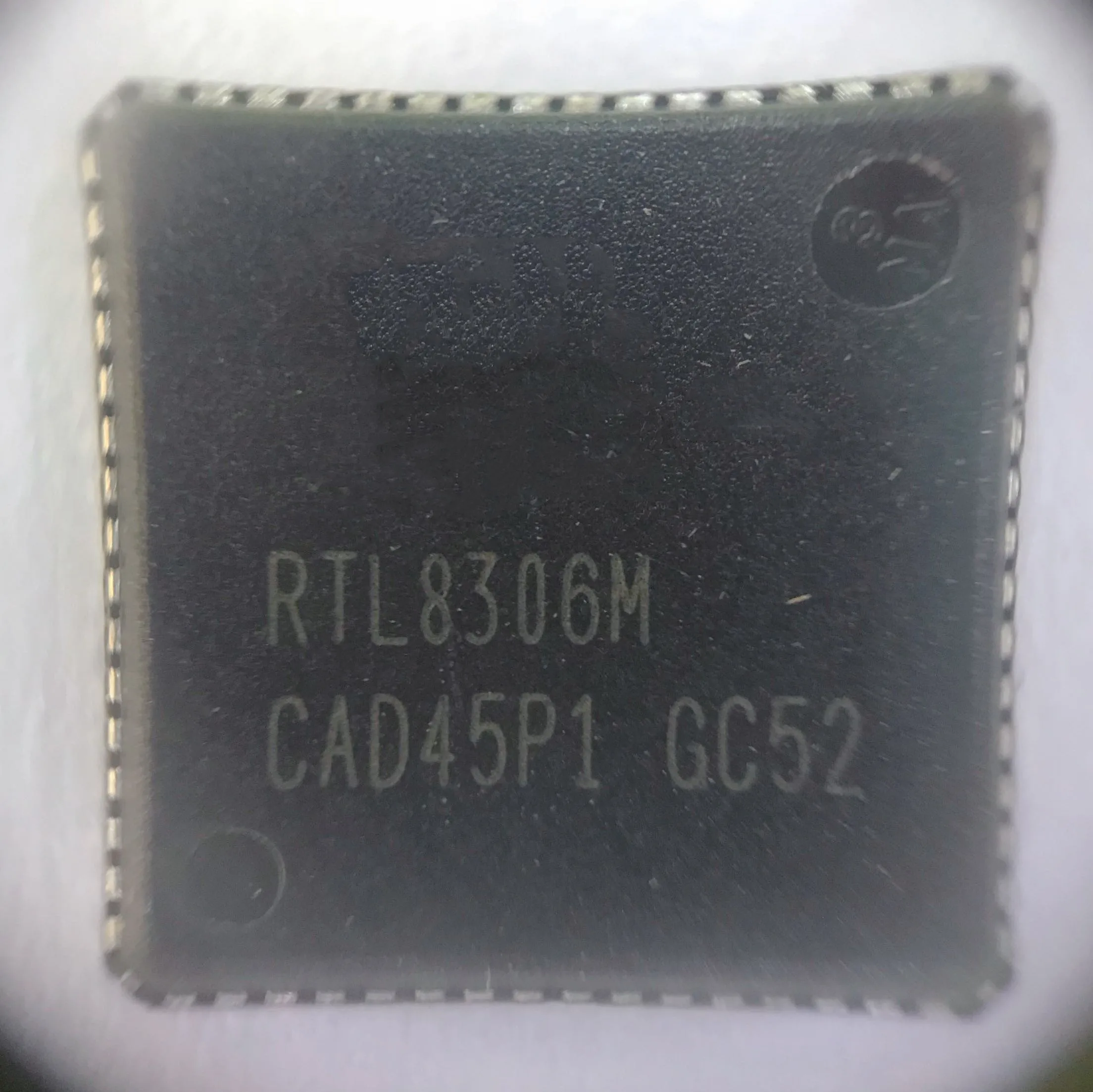 

10PCS/LOT RTL8306M-CG RTL8306M QFN-64