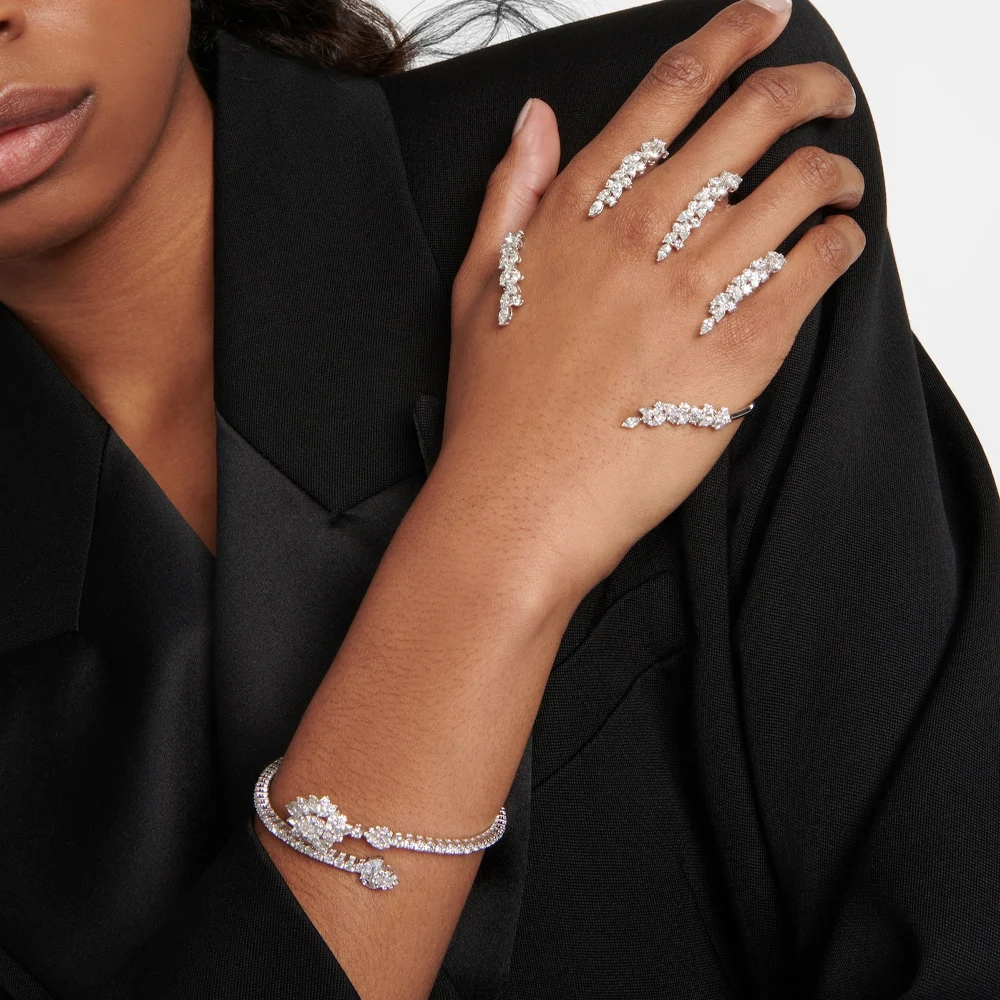 Buy Newest Diamond Palm Cuffs #PFJ – Prakshi Fine Jewelry