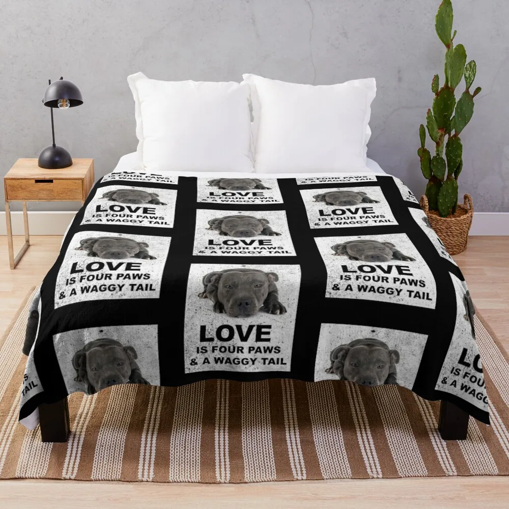 Love Is 4 Paws & Waggy Tail Blue Stafter Bull Terrier Coperta Da Tiro In Tessuto Di Flanella Coperte Calde