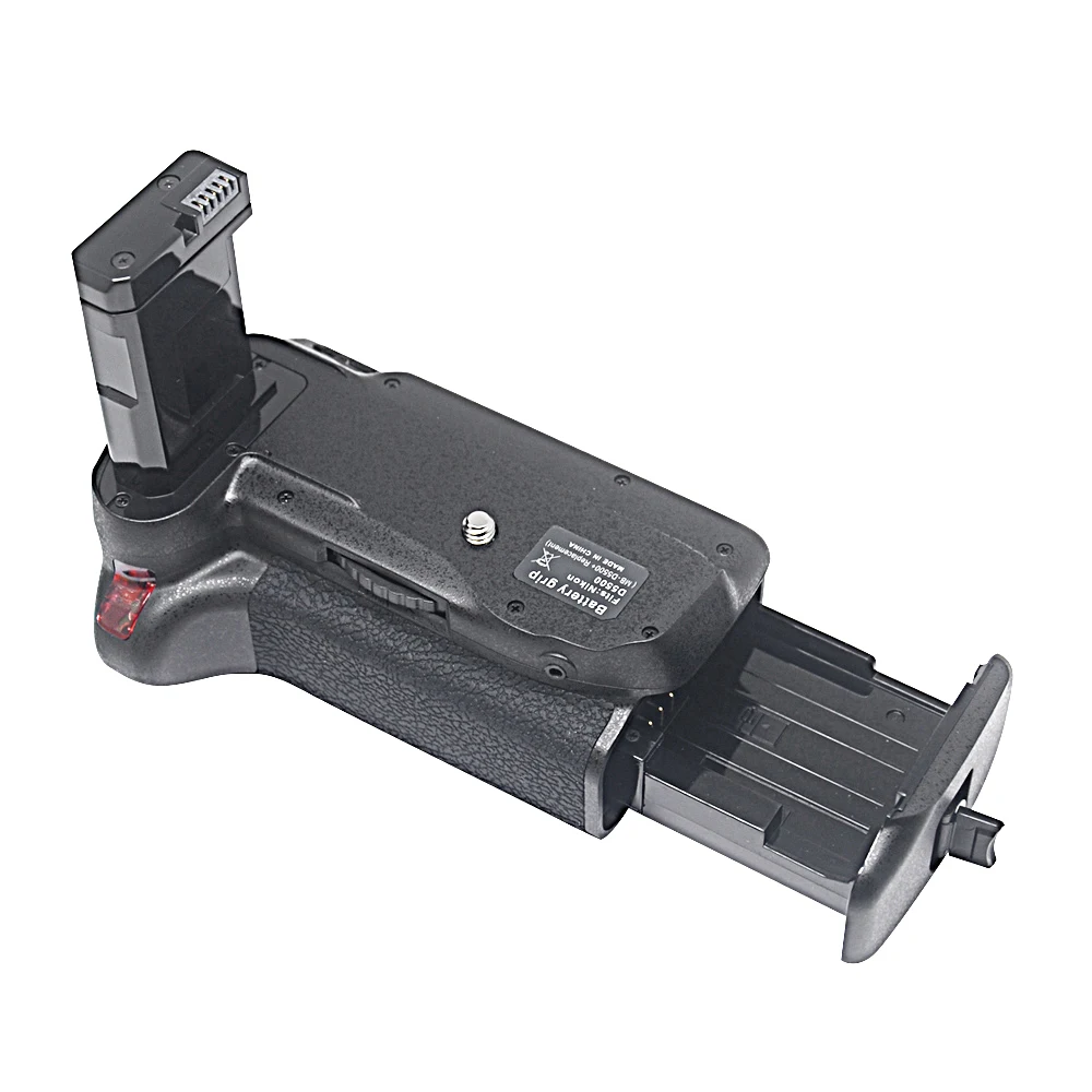 Mcoplus BG-D5500 / D5600 Vertical Battery Grip Holder for Nikon D5500 D5600 DSLR Camera as MB-D5500