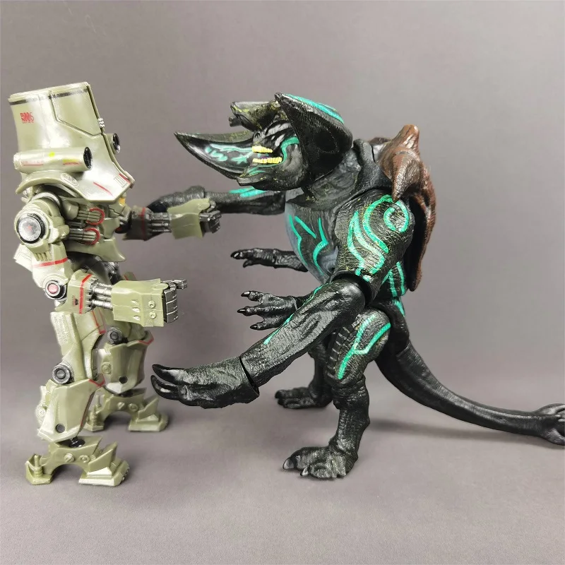 22Cm Neca Pacific Rim Scunner Movie Series Action Figure Movable Joint  Garage Kit Monsters Soldiers Model Doll Gift Toys