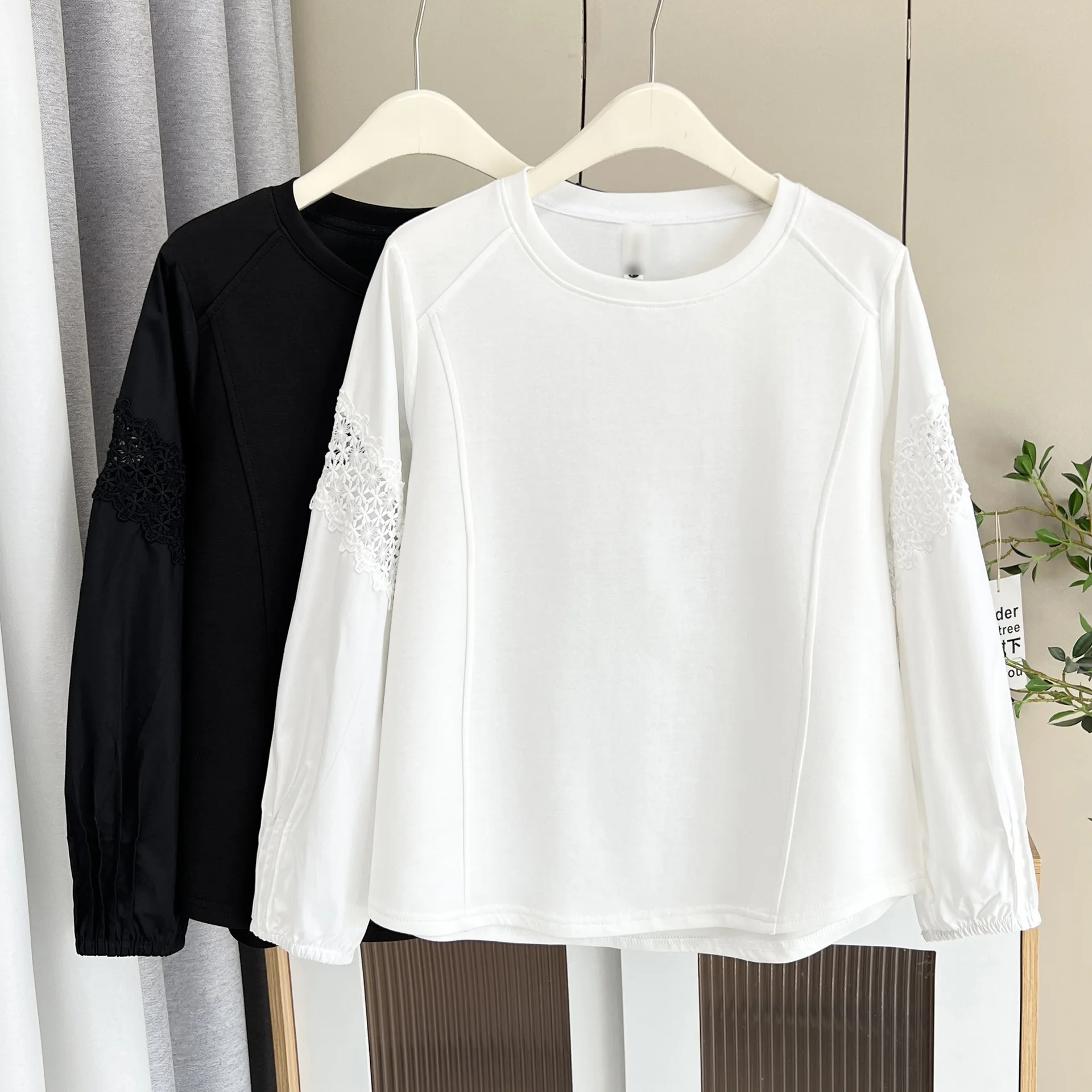 Plus Size Women's T-Shirt 2025 Autumn New Fashion Lace Patchwork Long Sleeve round-neck Tops 2561