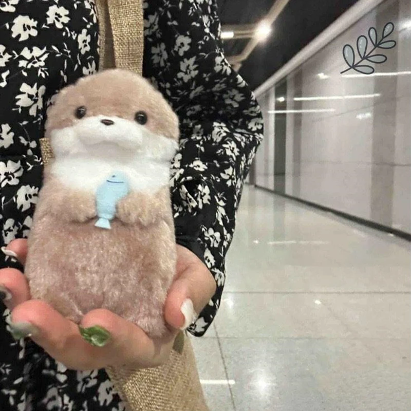 Plush Keychain Cute Otters Holding Fish Plush Keyrings Lightweight Hanging Pendant Props School Bag Key Wallet