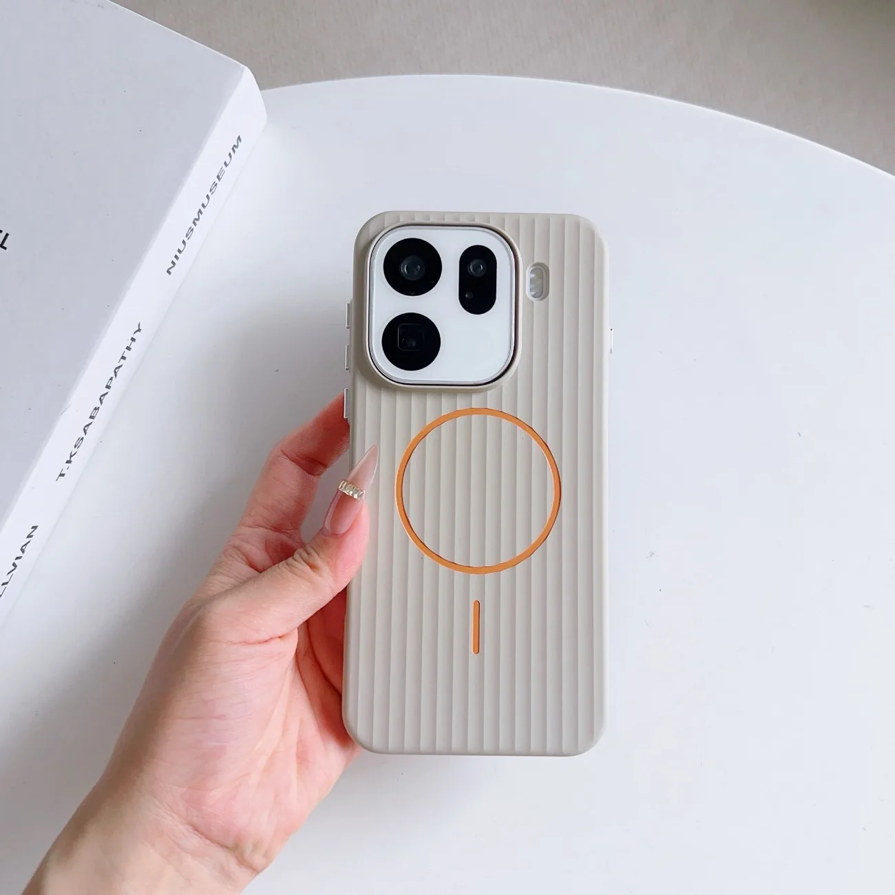 Shockproof Magnetic Wireless Charging Phone Case with Magsafe Compatibility