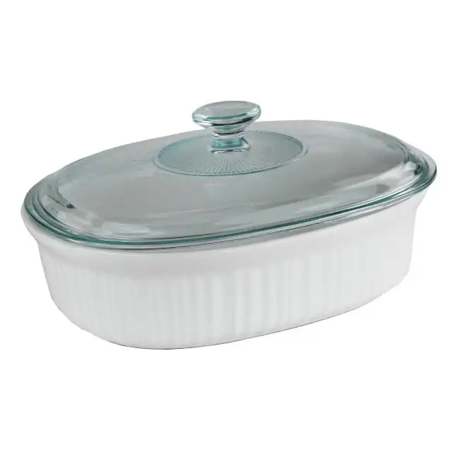 

White 2.5 Quart Oval Baking Dish with Glass Lid