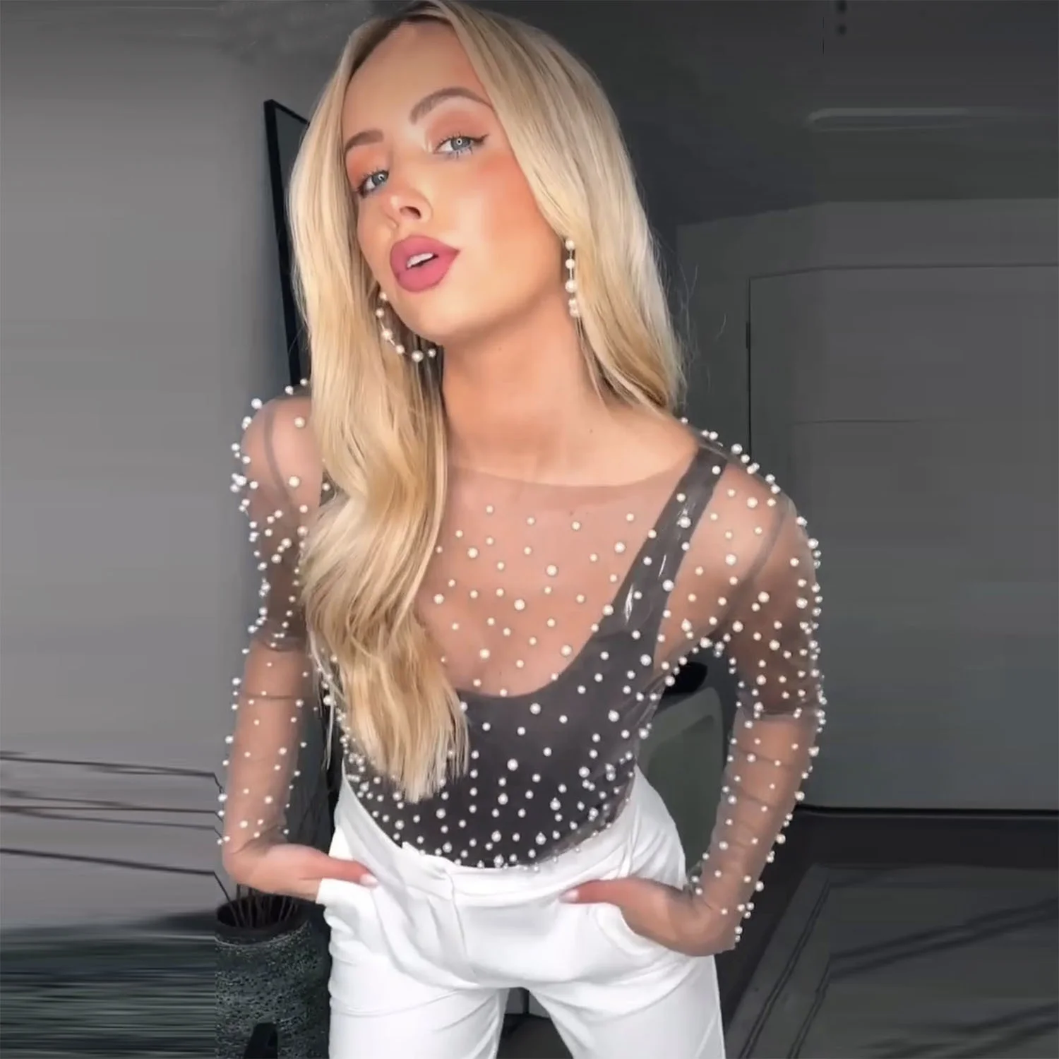 

Summer Women White Bead Perspective Mesh Top Long-sleeved Y2K Long Sleeve Tops Summer Pub Party Clubwear T-shirt