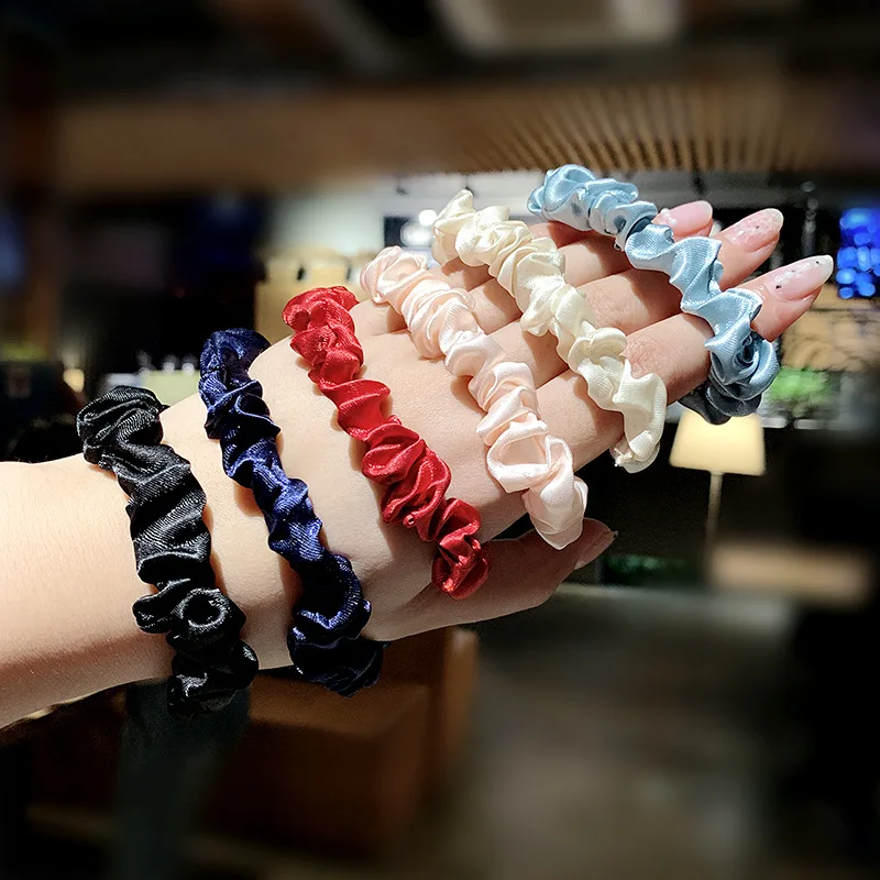 GNHG – Lot De 4 Bandeaux à Flèche Rouges – Accessoire Cheveux Festif – Léger – Pour Noël, Photo, Déguisement